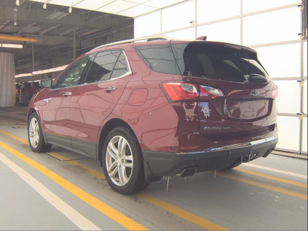 2019 Chevrolet Equinox Image 2