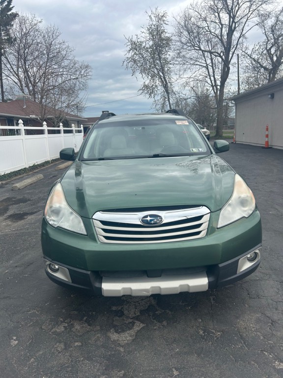 2012 Subaru Outback Image 2
