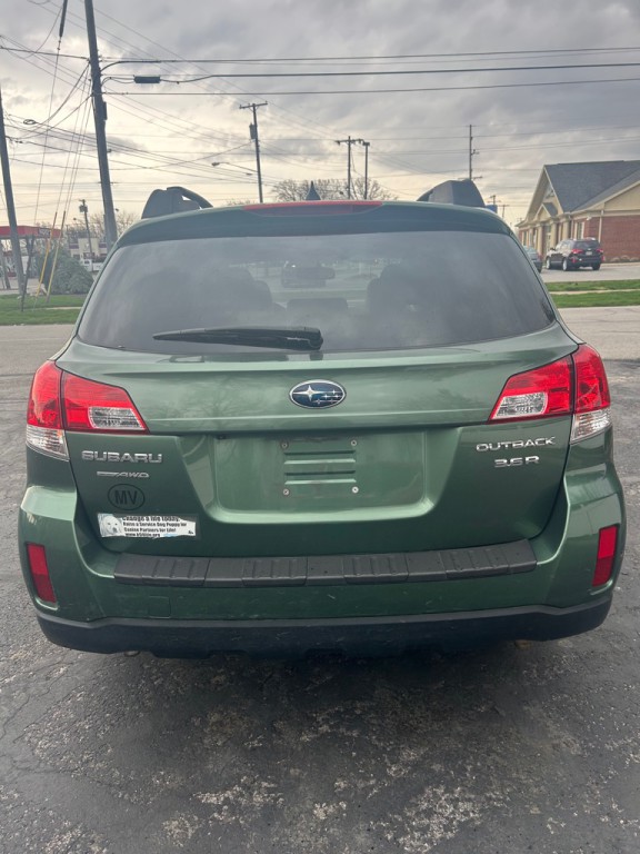 2012 Subaru Outback Image 4