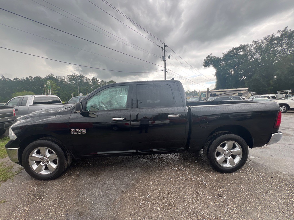 2014 RAM 1500 Image 8