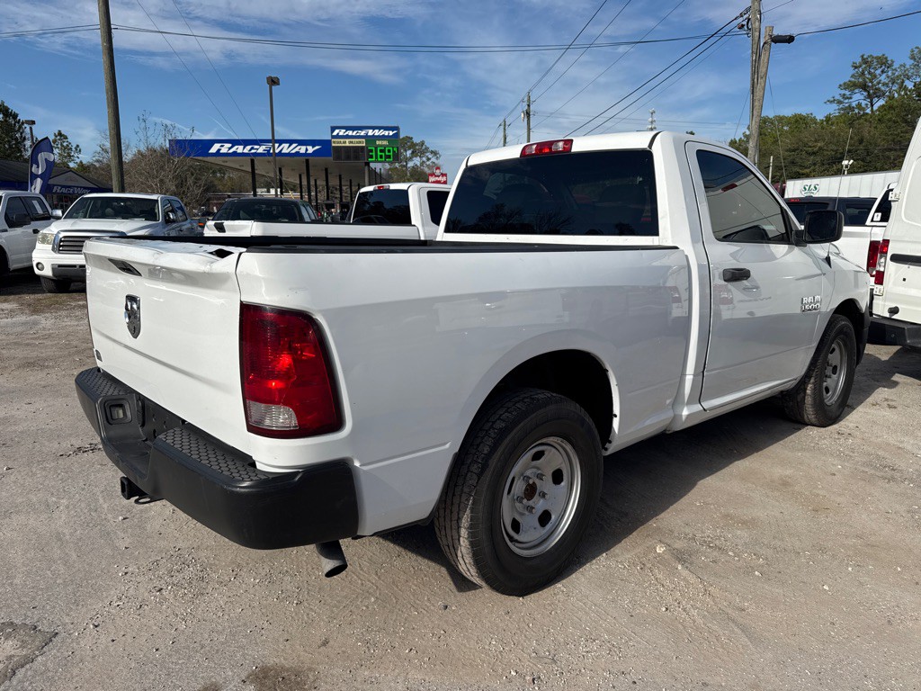 2015 RAM 1500 Image 4