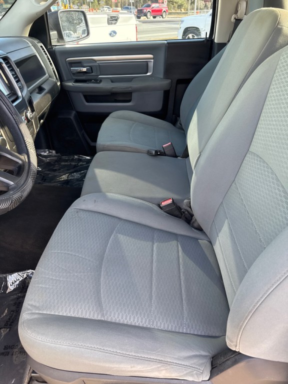 2015 RAM 1500 Image 7