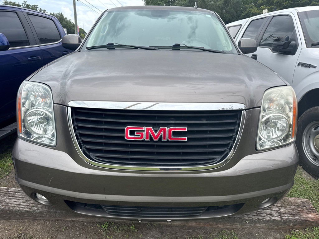 2014 GMC Yukon Image 2