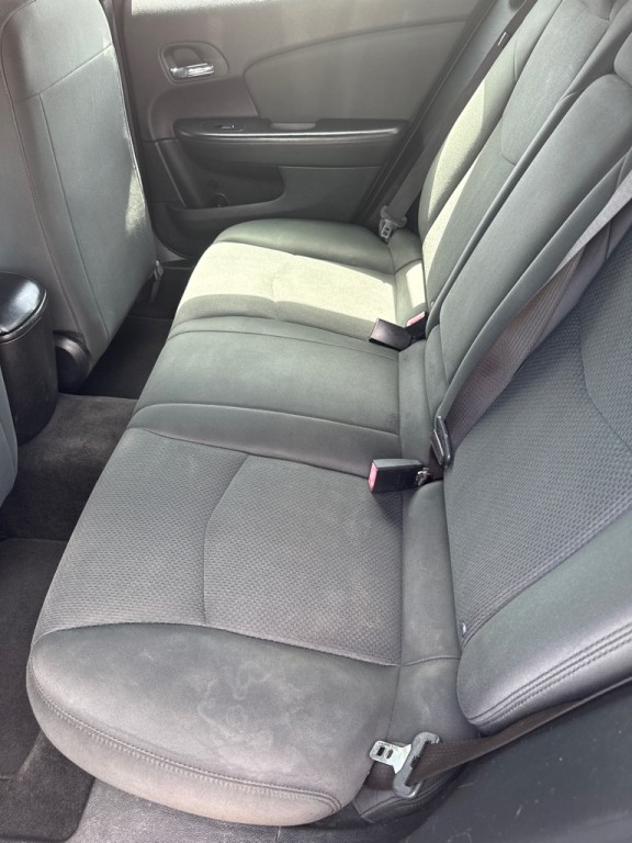 2012 Chrysler 200 Image 8
