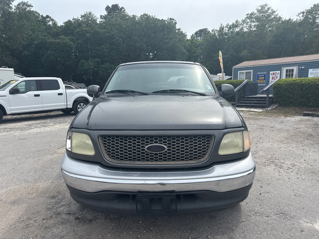 2002 Ford F-150 Image 2