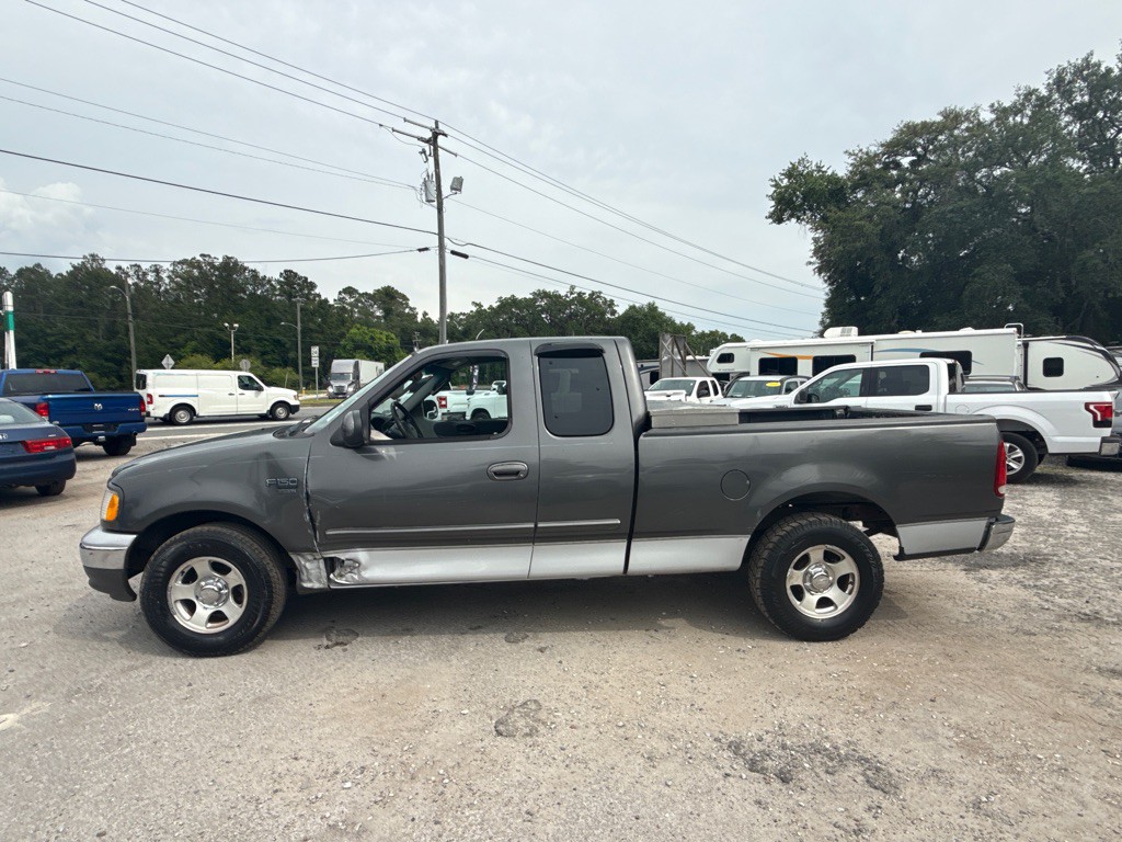 2002 Ford F-150 Image 8