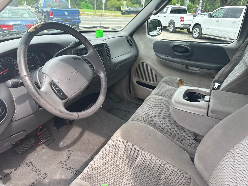 2002 Ford F-150 Image 9