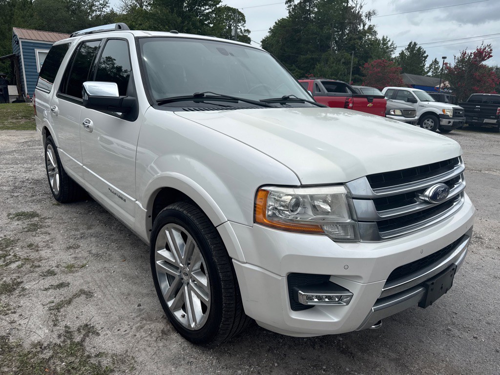 2017 Ford Expedition Image 2