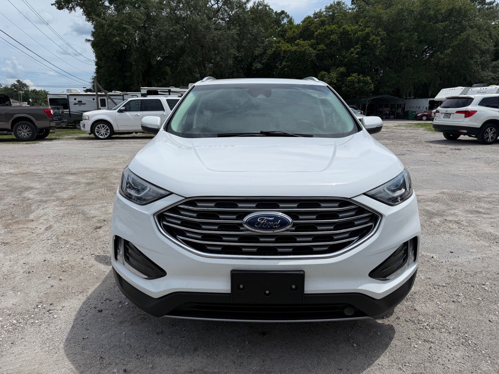 2019 Ford Edge Image 2
