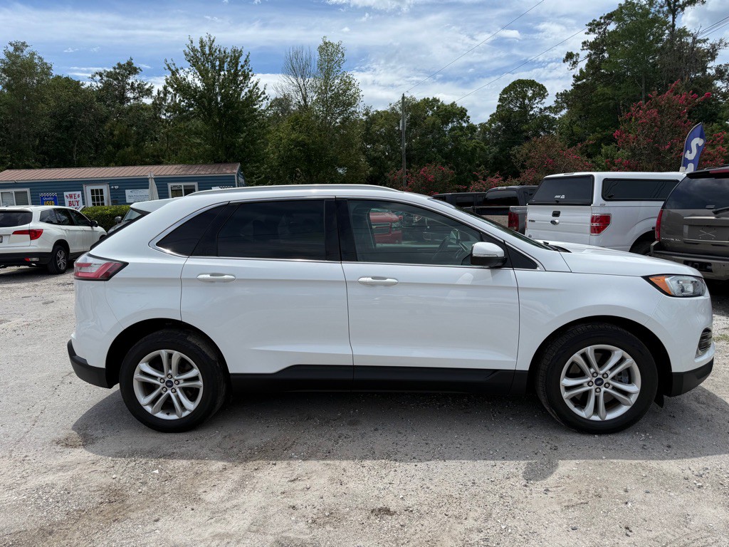 2019 Ford Edge Image 4