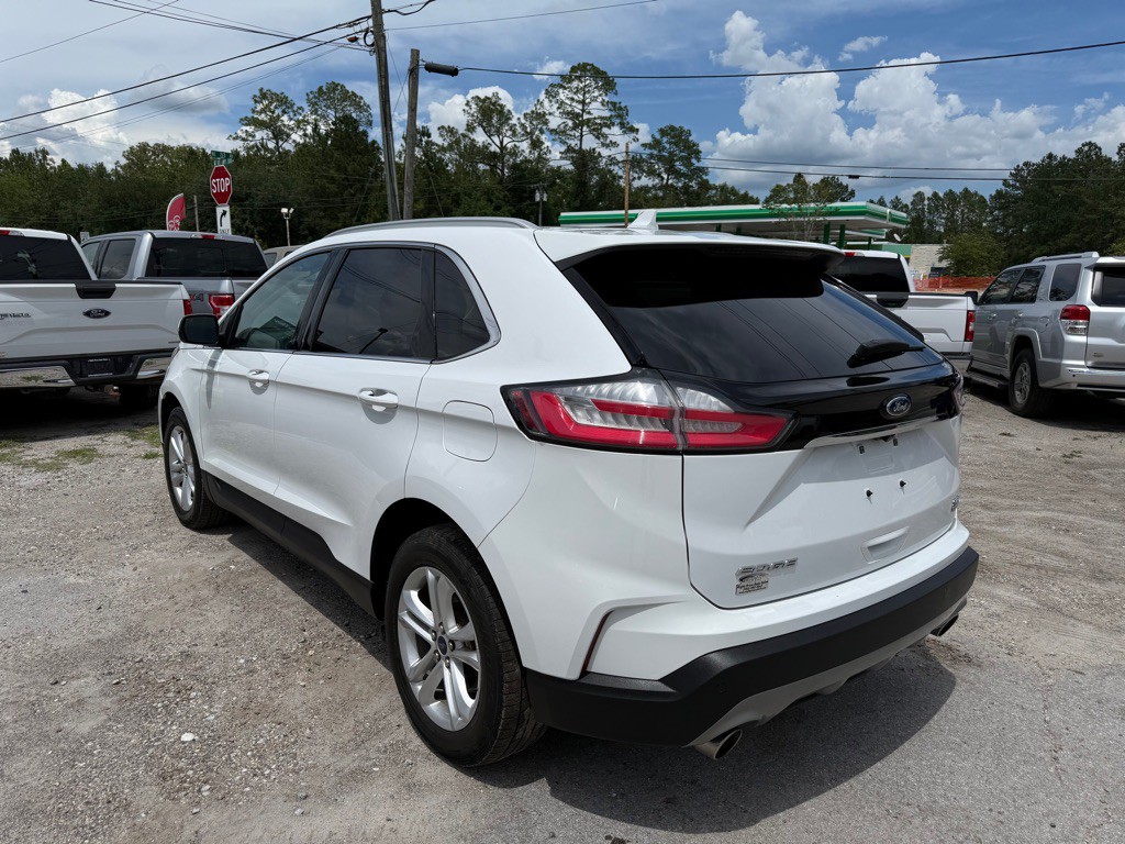 2019 Ford Edge Image 7