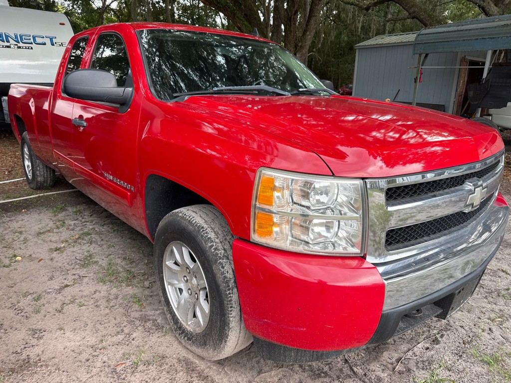 2007 Chevrolet Silverado 1500 Image 3