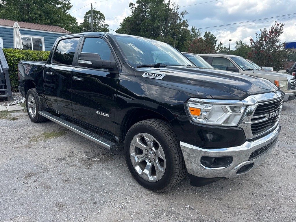 2019 RAM 1500 Image 3