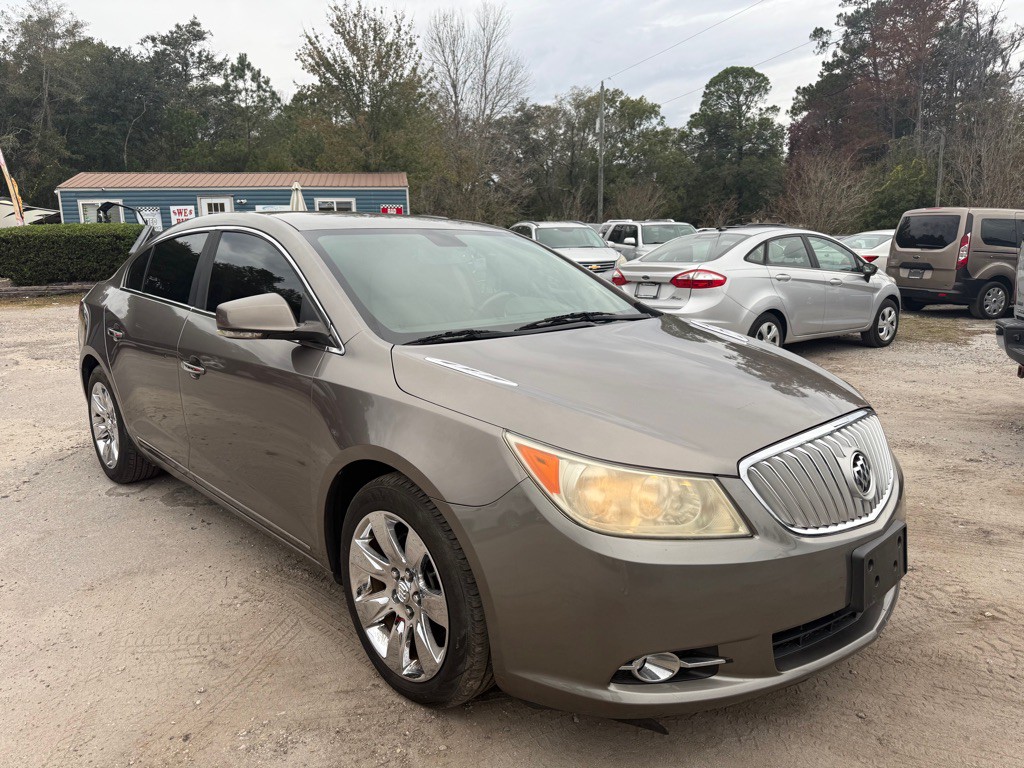 2010 Buick Lacrosse Image 3