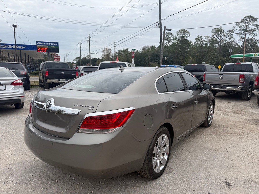 2010 Buick Lacrosse Image 5