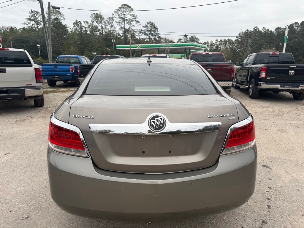 2010 Buick Lacrosse Image 6