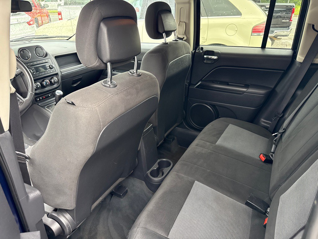 2017 Jeep Patriot Image 8