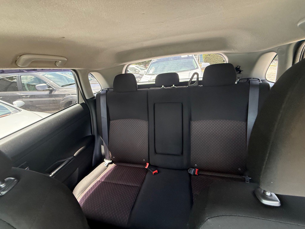 2018 Mitsubishi Outlander Image 10