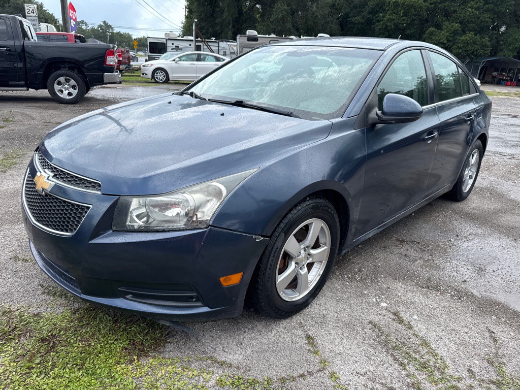 2014 Chevrolet Cruze Image 1