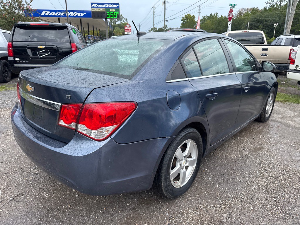 2014 Chevrolet Cruze Image 4