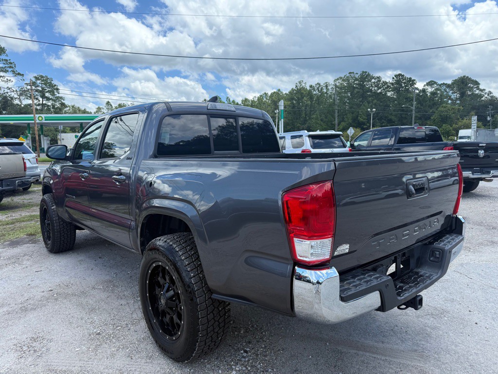 2016 Toyota Tacoma Image 7