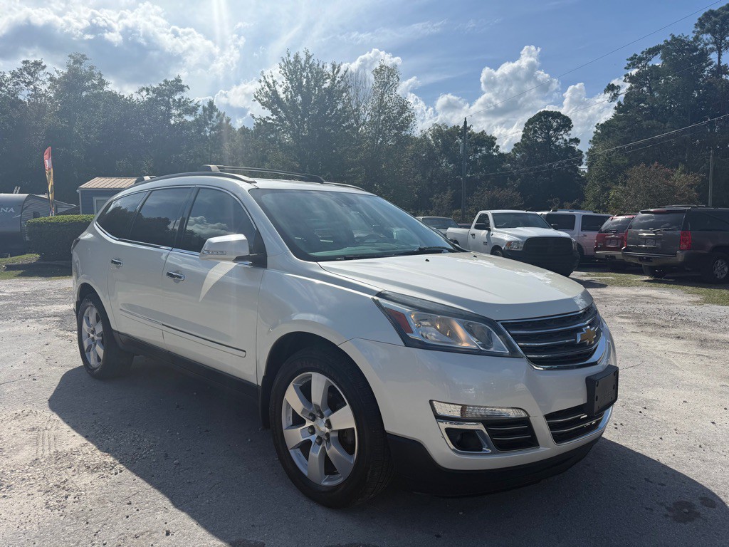2015 Chevrolet Traverse Image 3