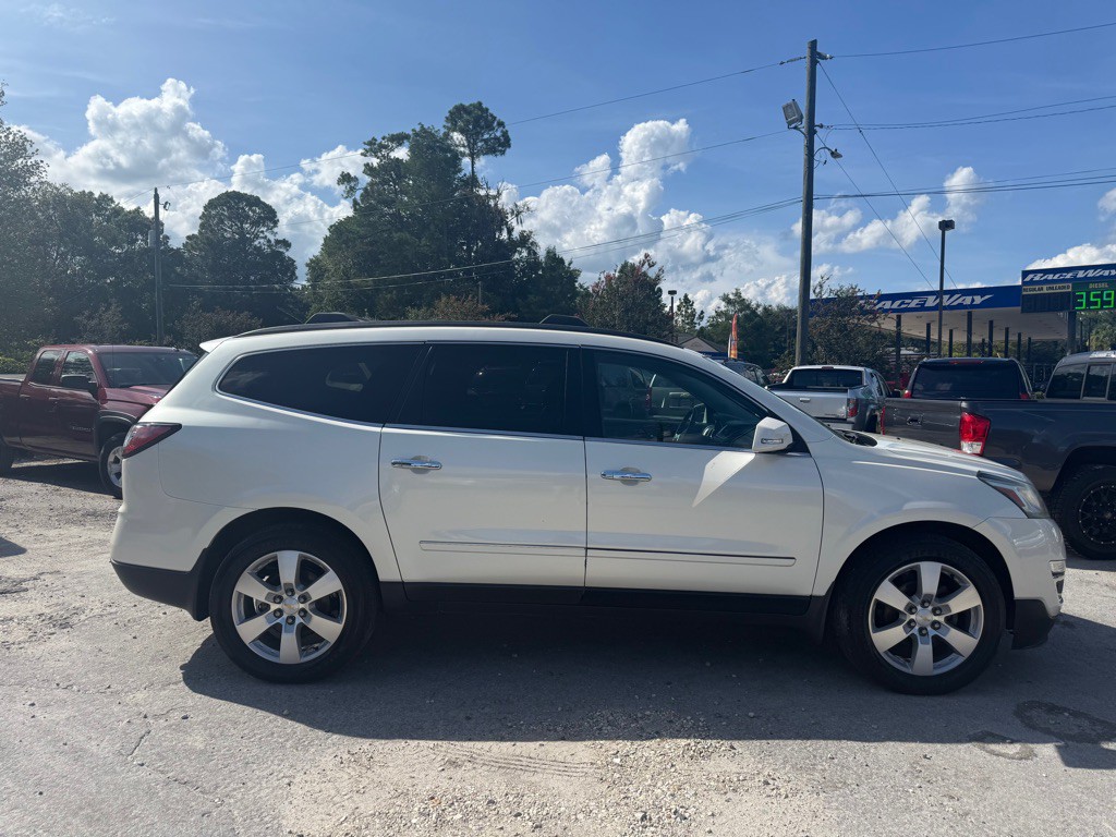 2015 Chevrolet Traverse Image 4