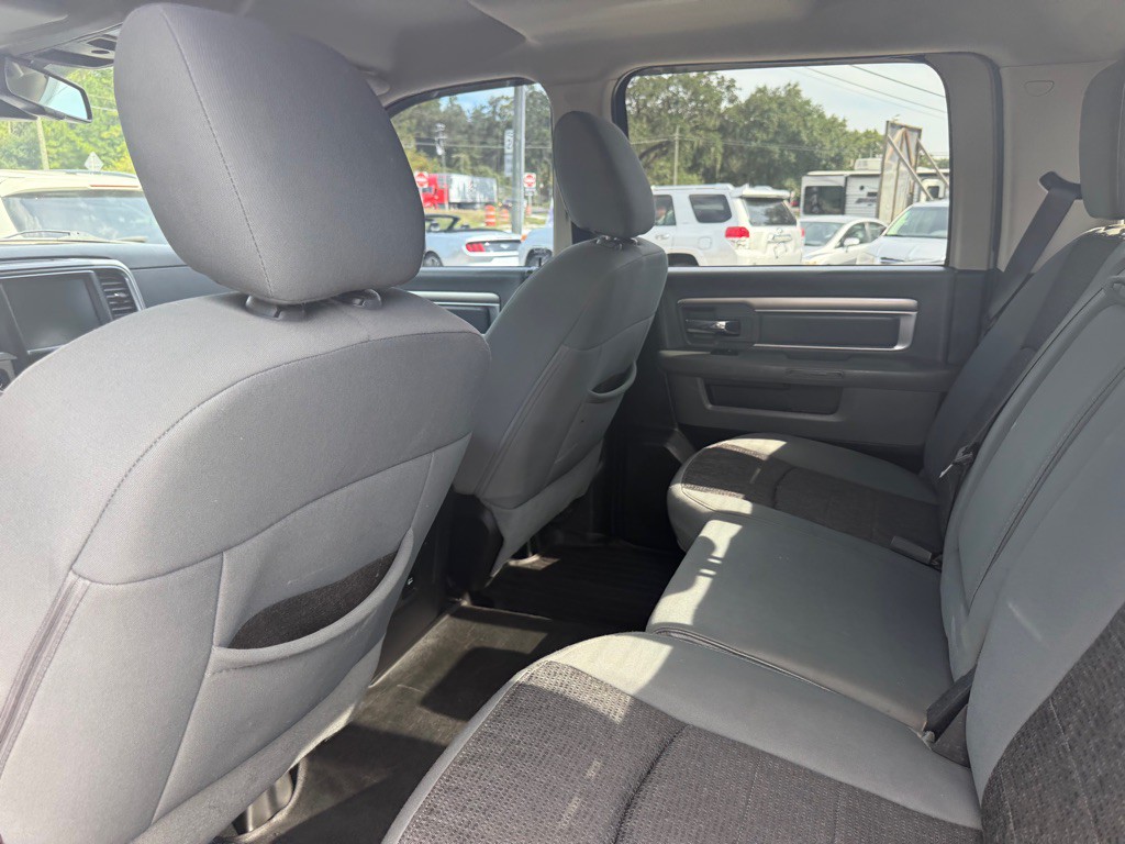 2014 RAM 1500 Image 10