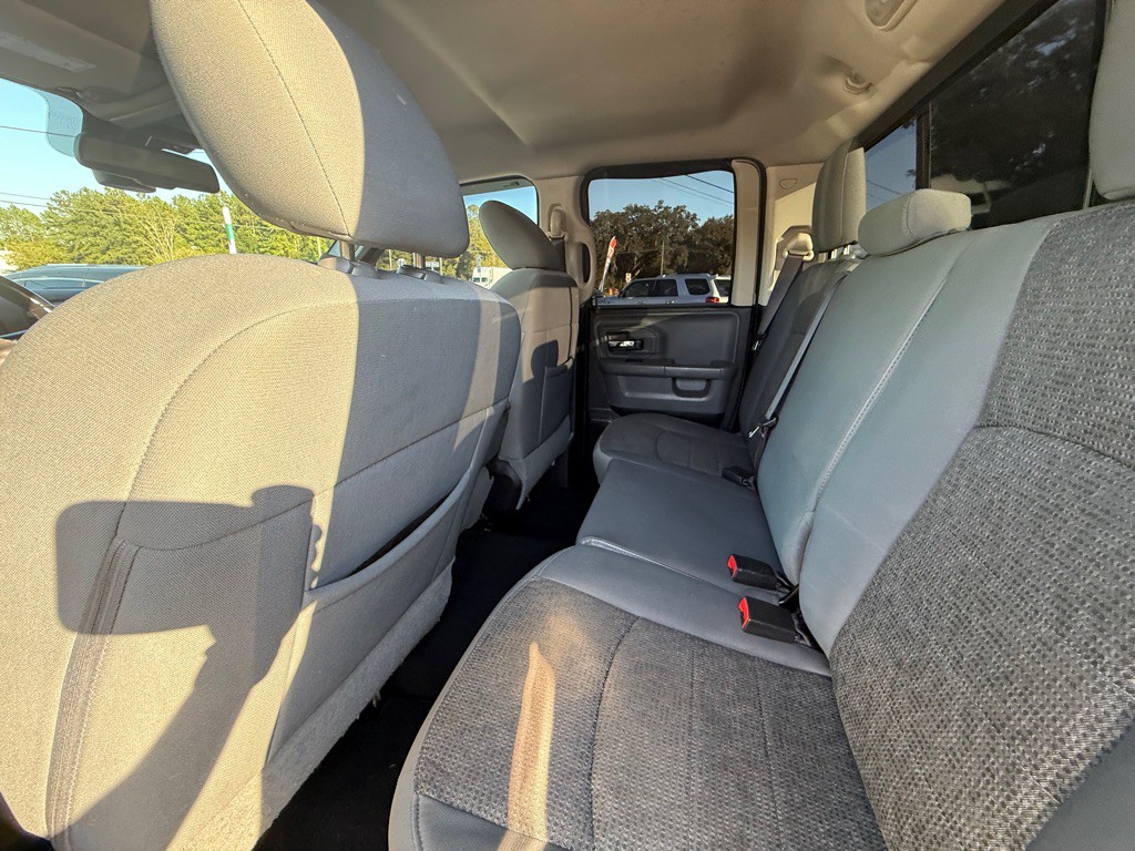 2017 RAM 1500 Image 10