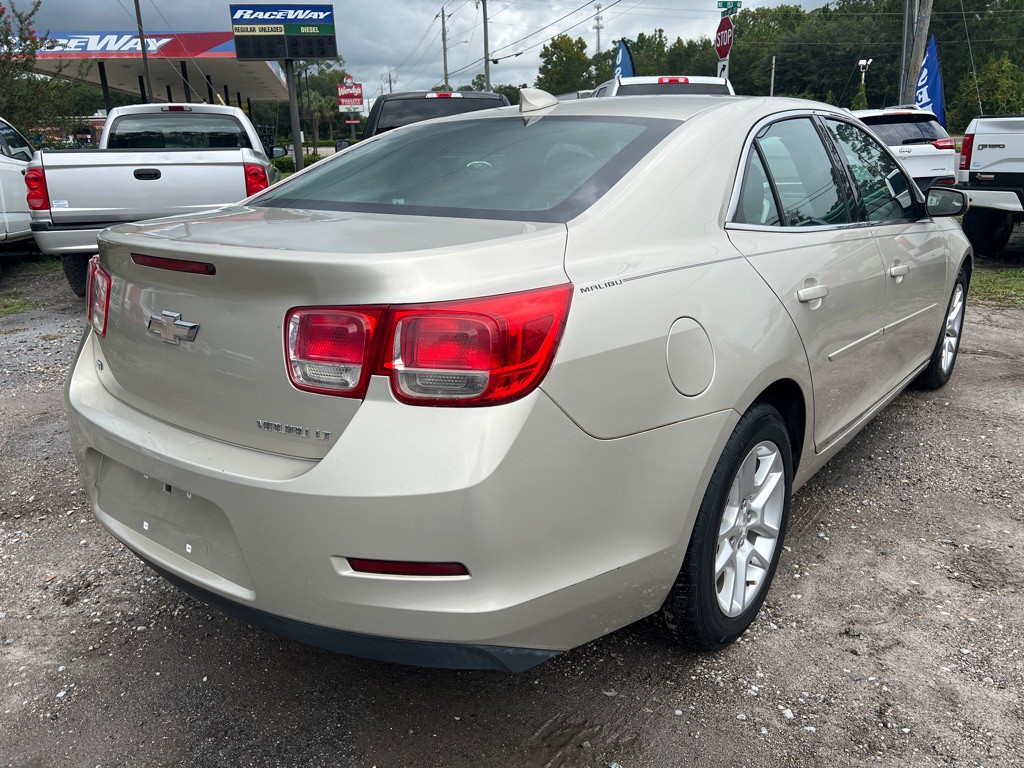 2015 Chevrolet Malibu Image 5