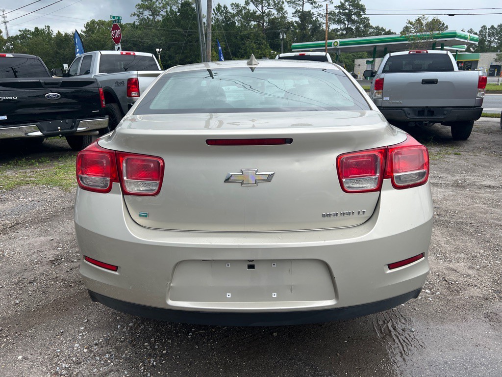 2015 Chevrolet Malibu Image 6