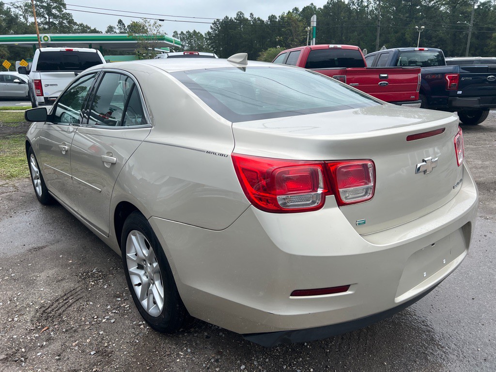 2015 Chevrolet Malibu Image 7