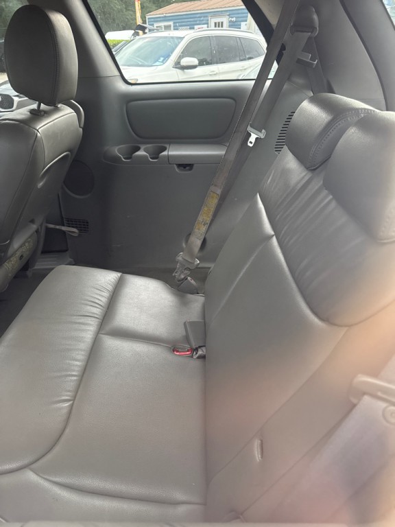 2010 Toyota Sienna Image 9