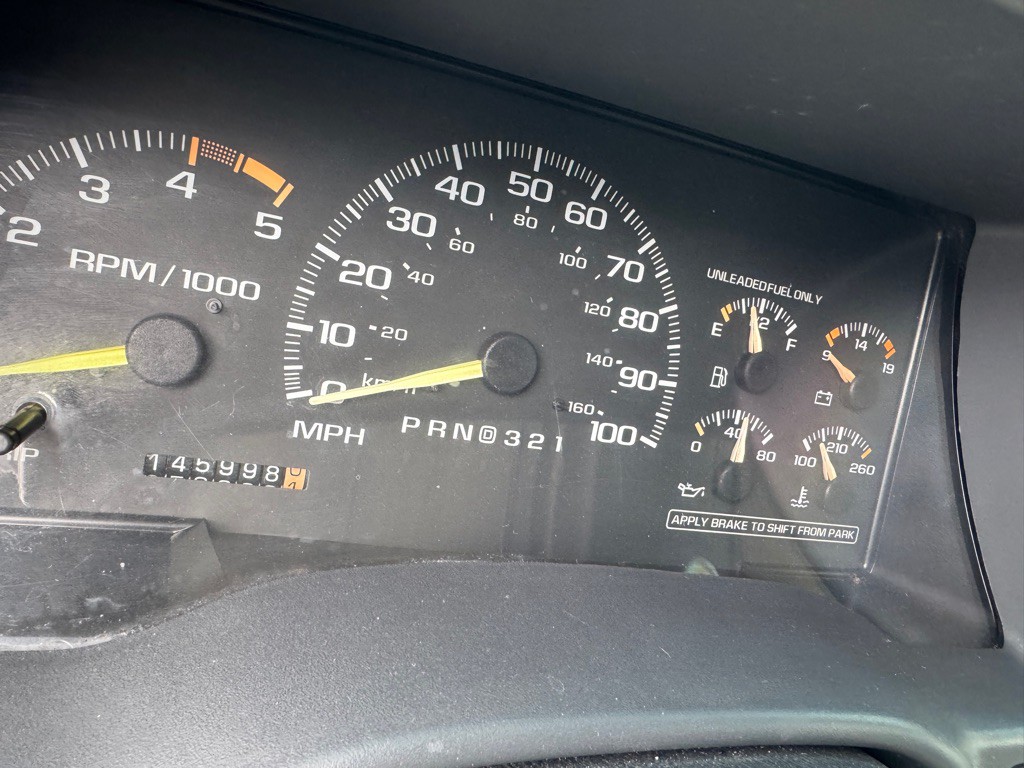 1995 Chevrolet Tahoe Image 5