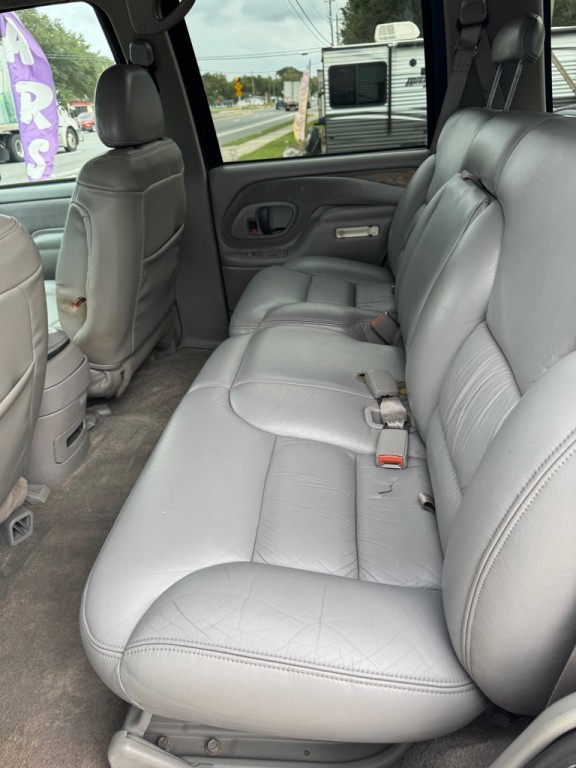 1995 Chevrolet Tahoe Image 10