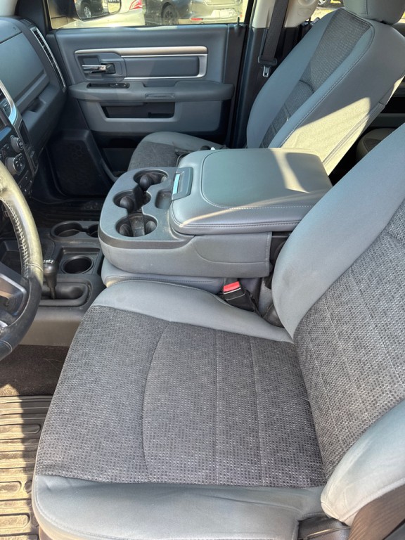 2014 RAM 2500 Image 9