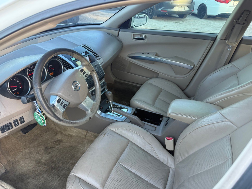 2007 Nissan Maxima Image 9