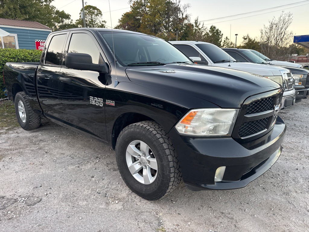 2013 RAM 1500 Image 3