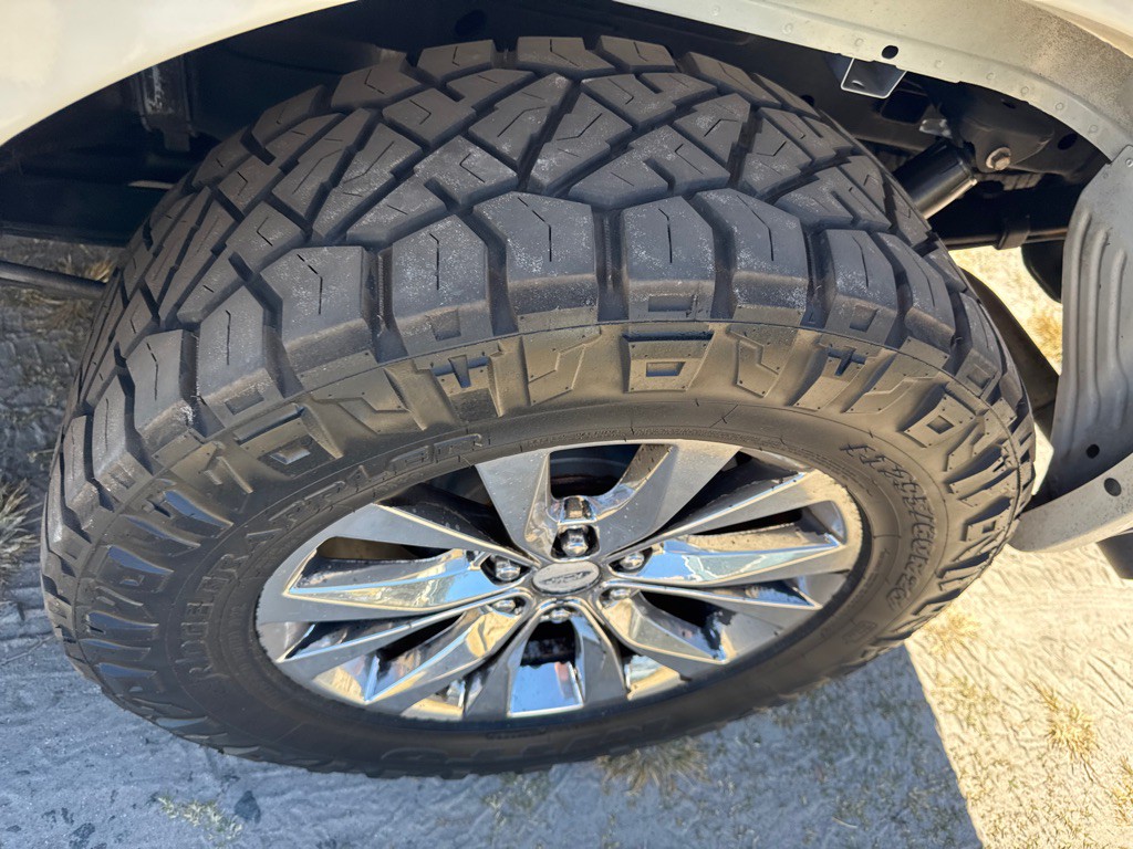 2015 Ford F-150 Image 9