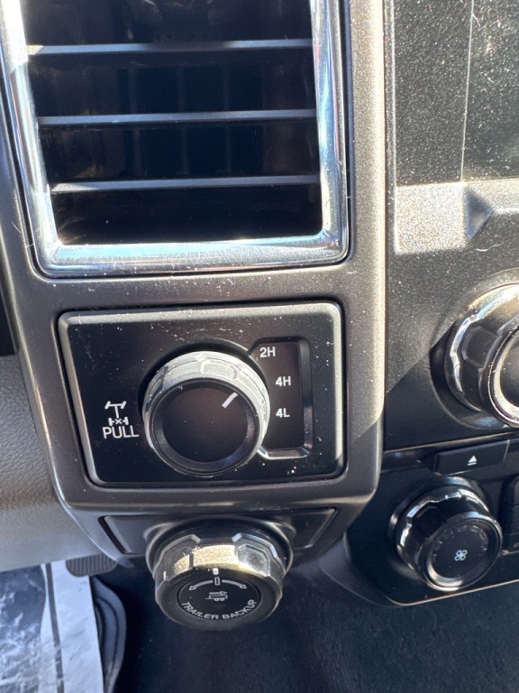 2016 Ford F-150 Image 11