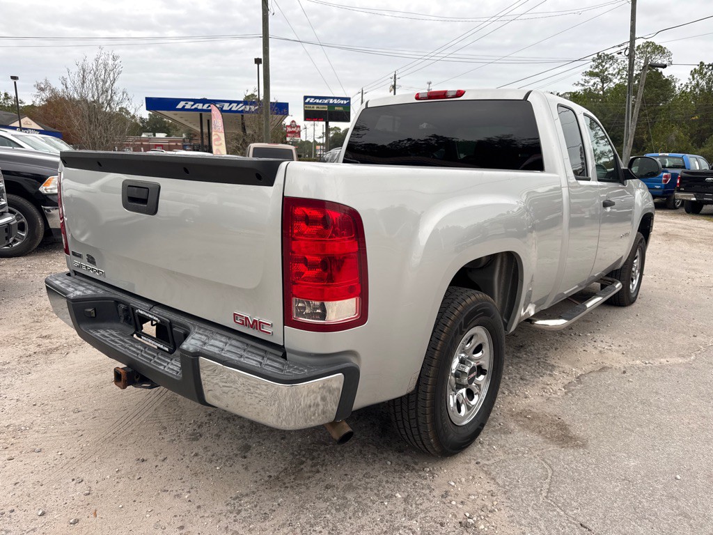 2011 GMC Sierra Image 4