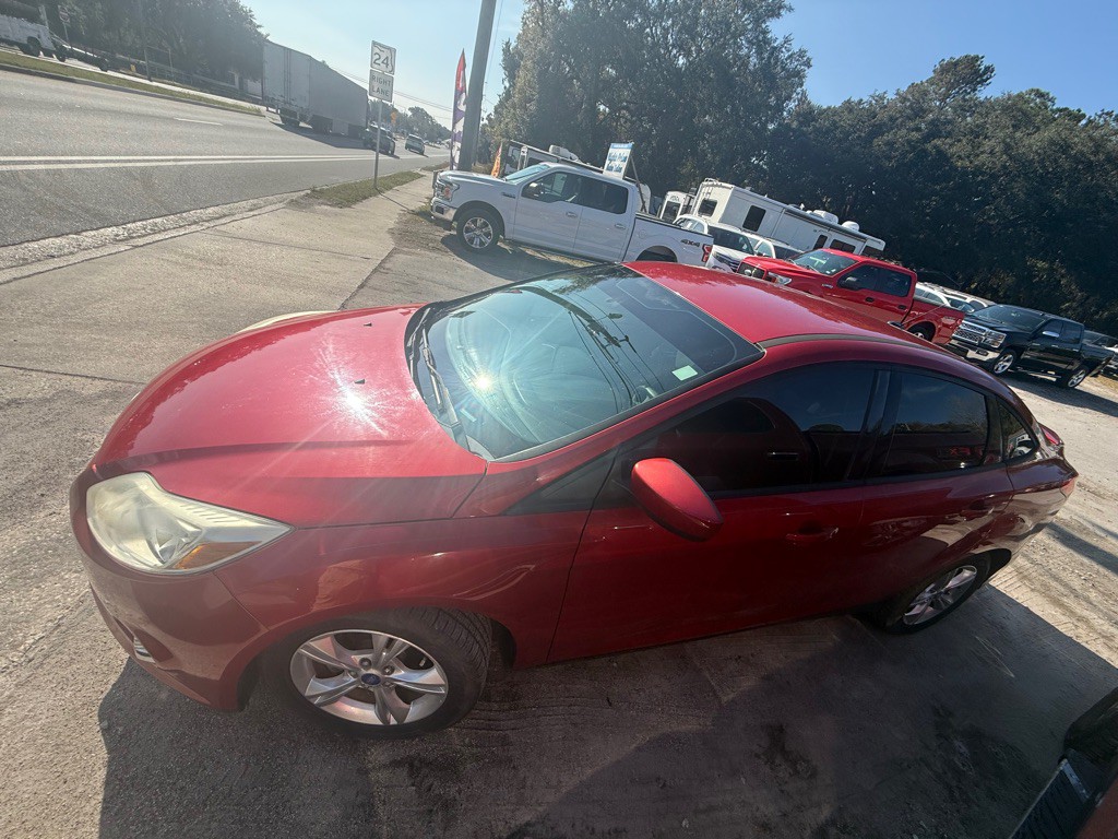 2012 Ford Focus Image 4