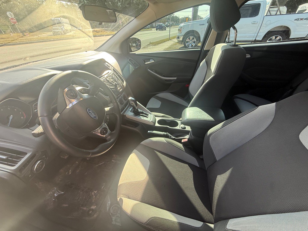 2012 Ford Focus Image 8