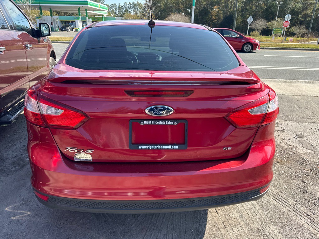 2012 Ford Focus Image 14