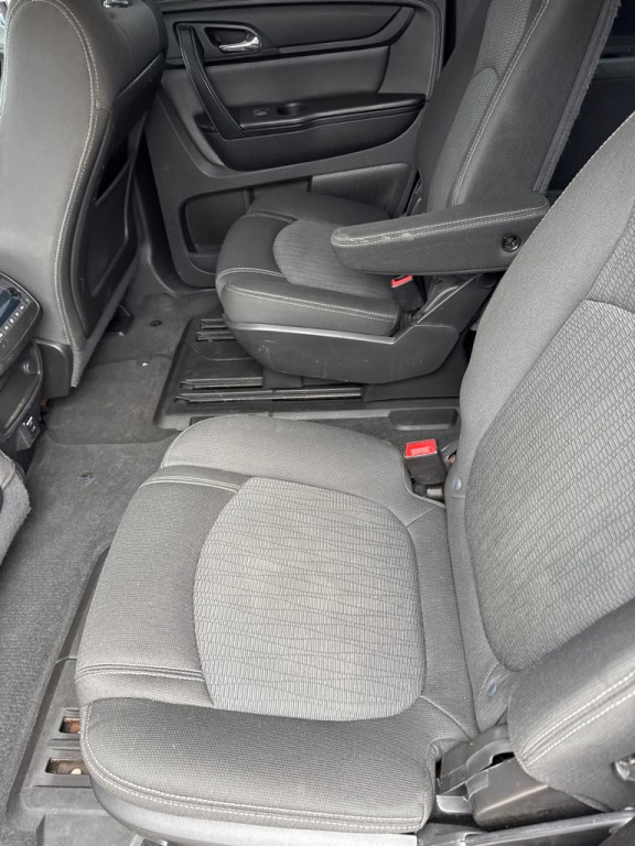 2016 Chevrolet Traverse Image 8