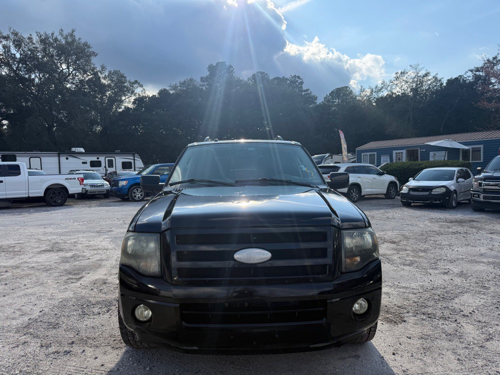 2008 Ford Expedition Image 2