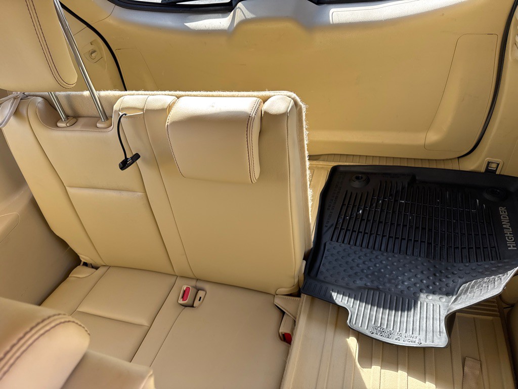 2017 Toyota Highlander Image 9