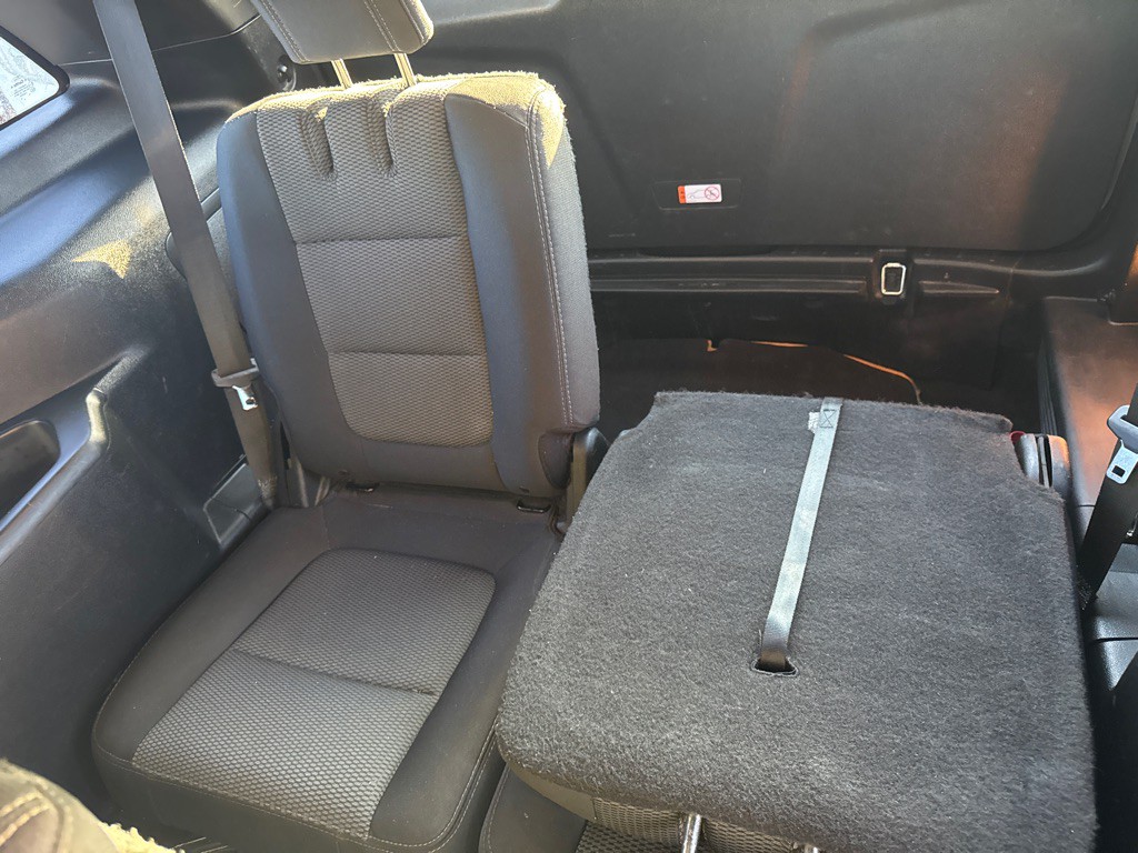2016 Ford Explorer Image 9