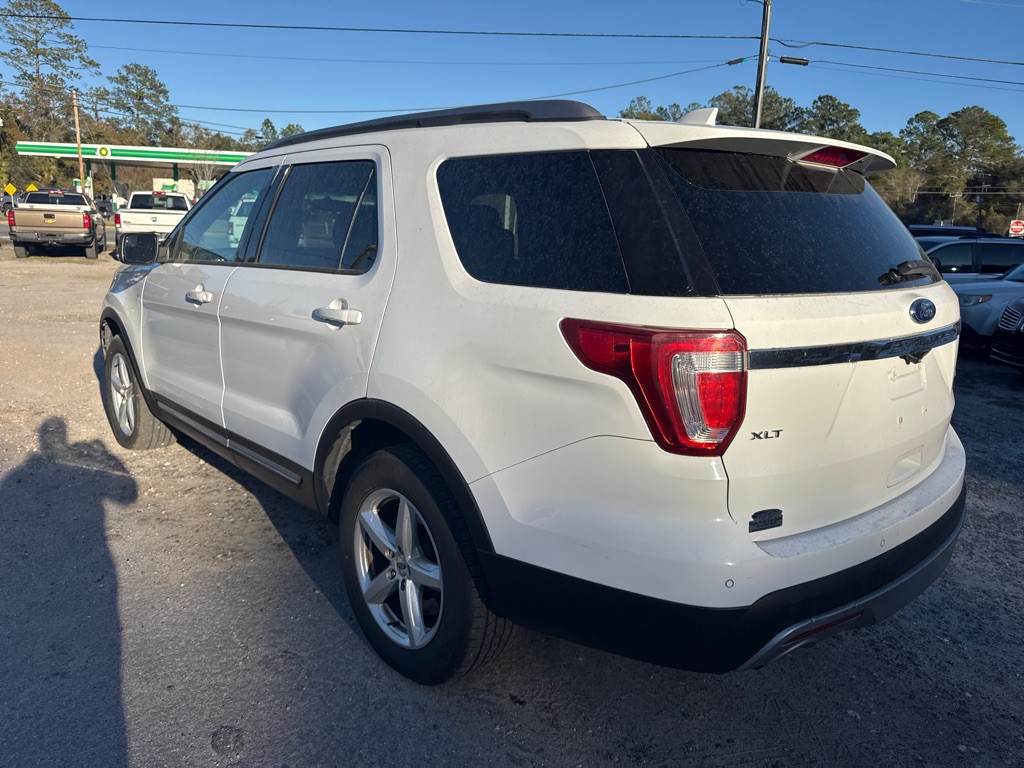 2016 Ford Explorer Image 6