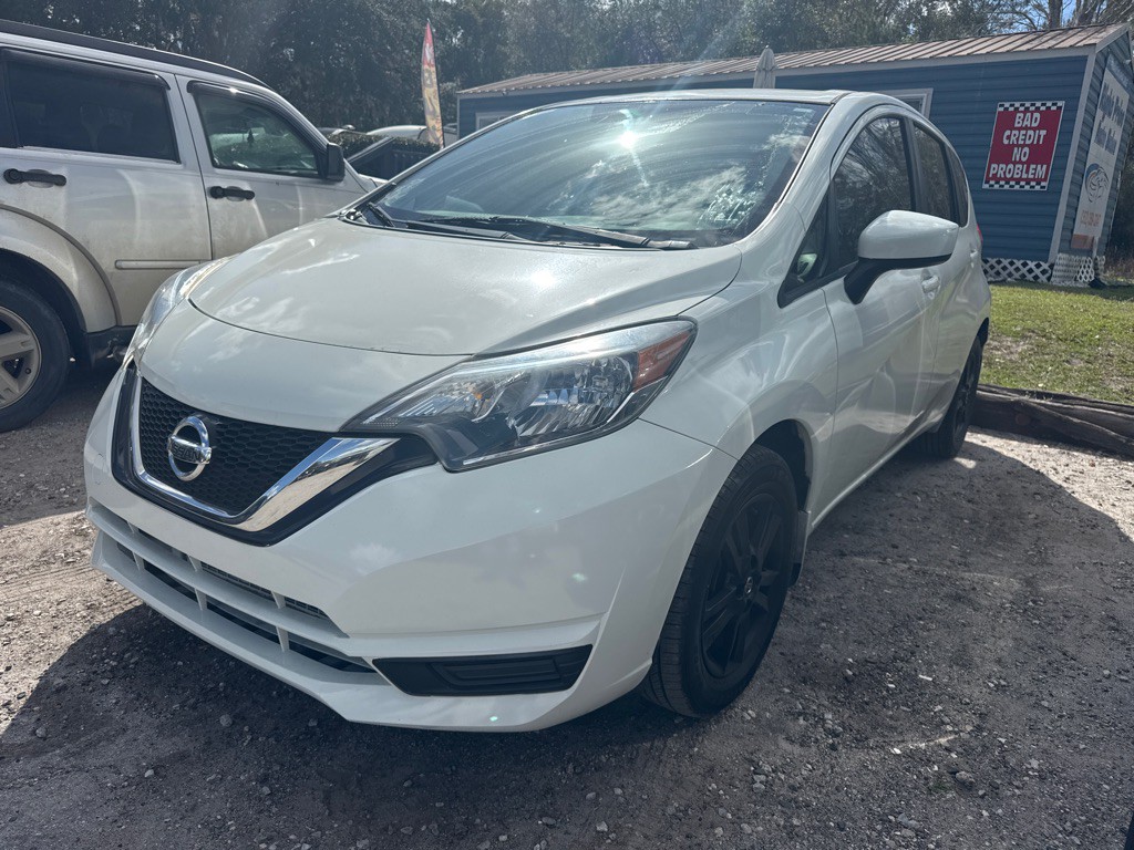 2018 Nissan Versa Image 1